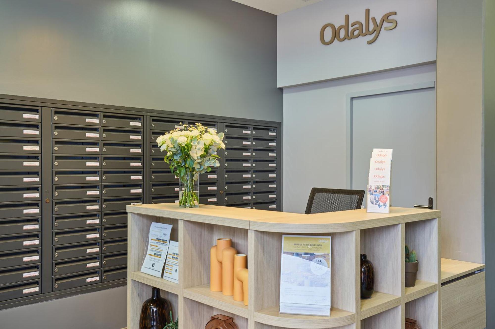 Appart'Hotel Odalys City Campus - Paris Rueil Malmaison Ngoại thất bức ảnh