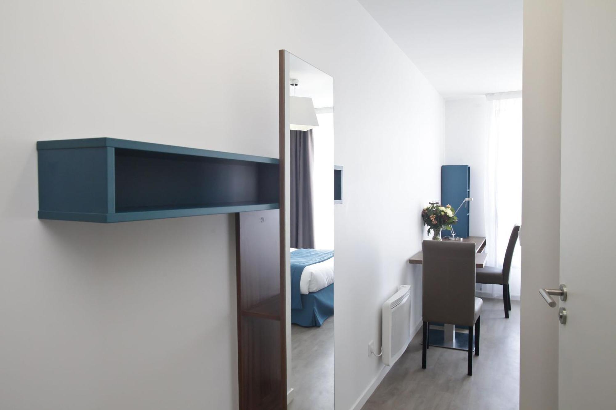 Appart'Hotel Odalys City Campus - Paris Rueil Malmaison Ngoại thất bức ảnh